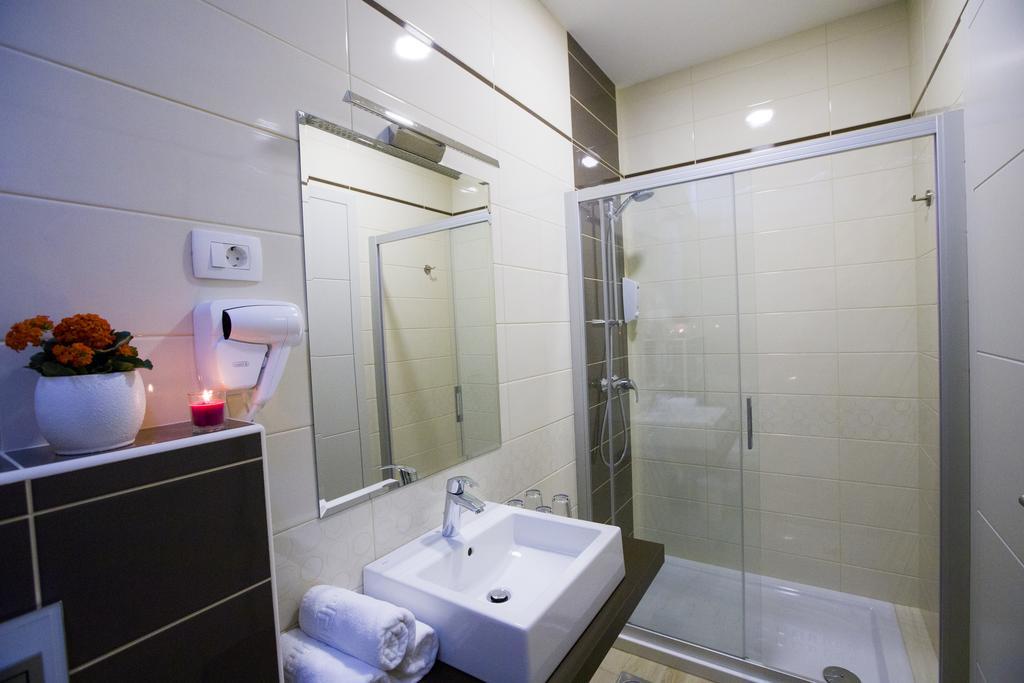 Apartma Grze Постойна Экстерьер фото