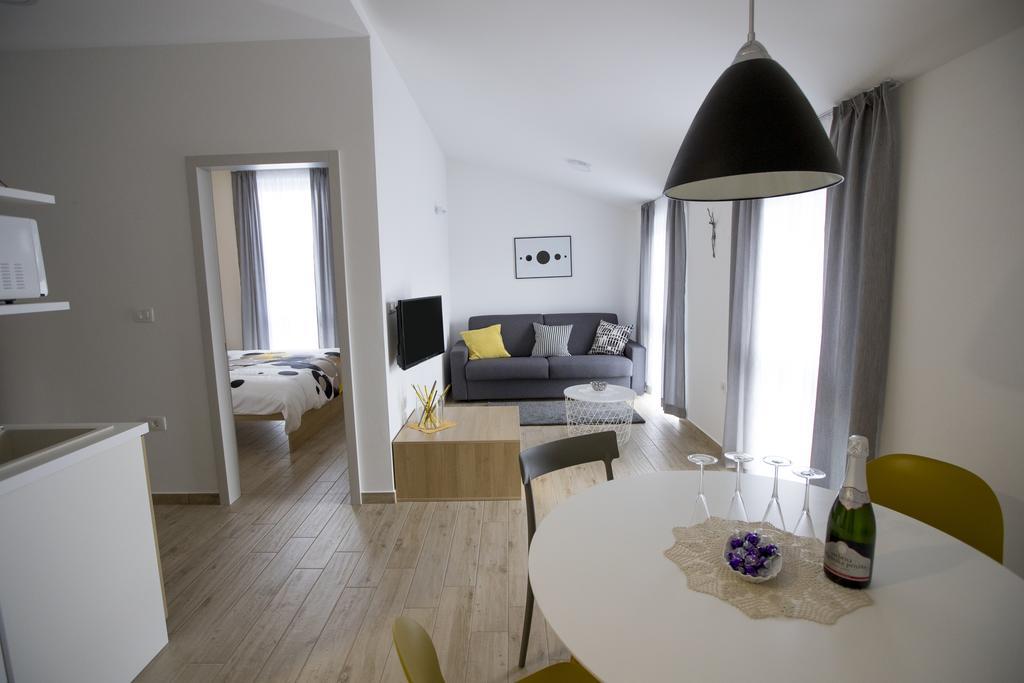 Apartma Grze Постойна Экстерьер фото