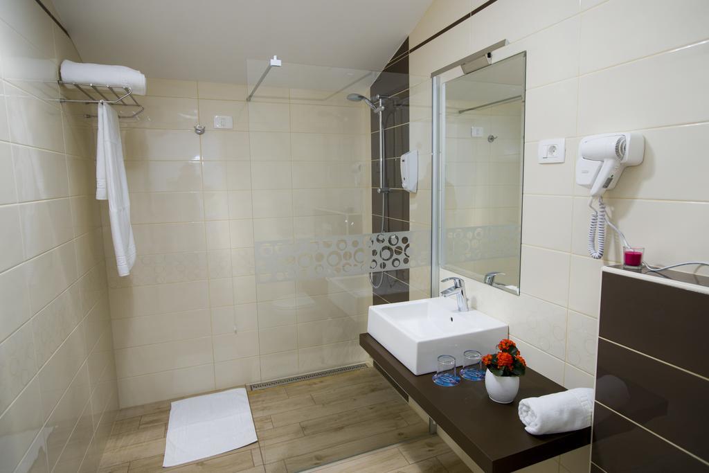Apartma Grze Постойна Экстерьер фото
