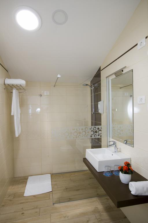 Apartma Grze Постойна Экстерьер фото
